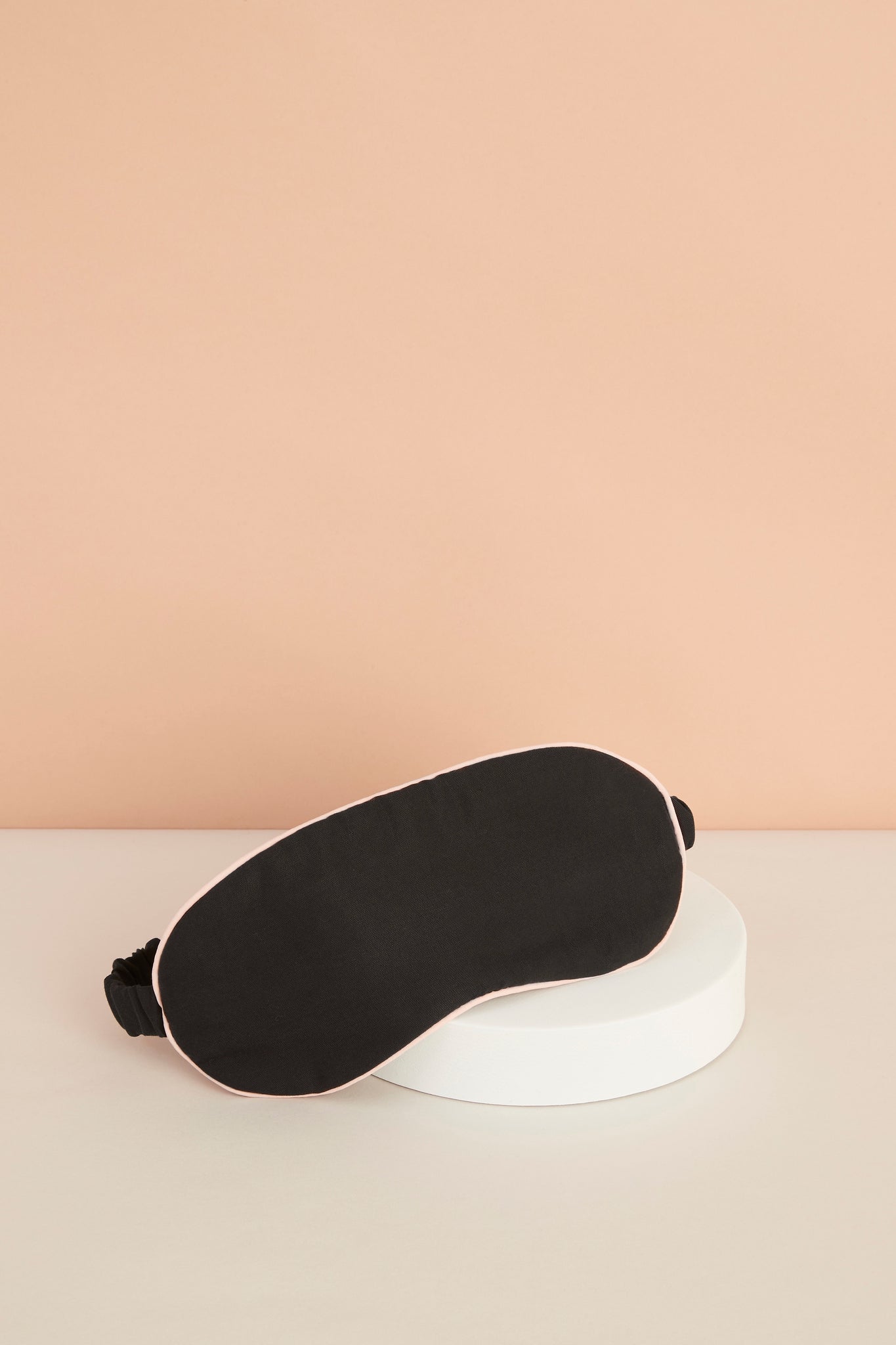 Eva Tencel™ Eye Mask Black With Blush Piping | Homebodii