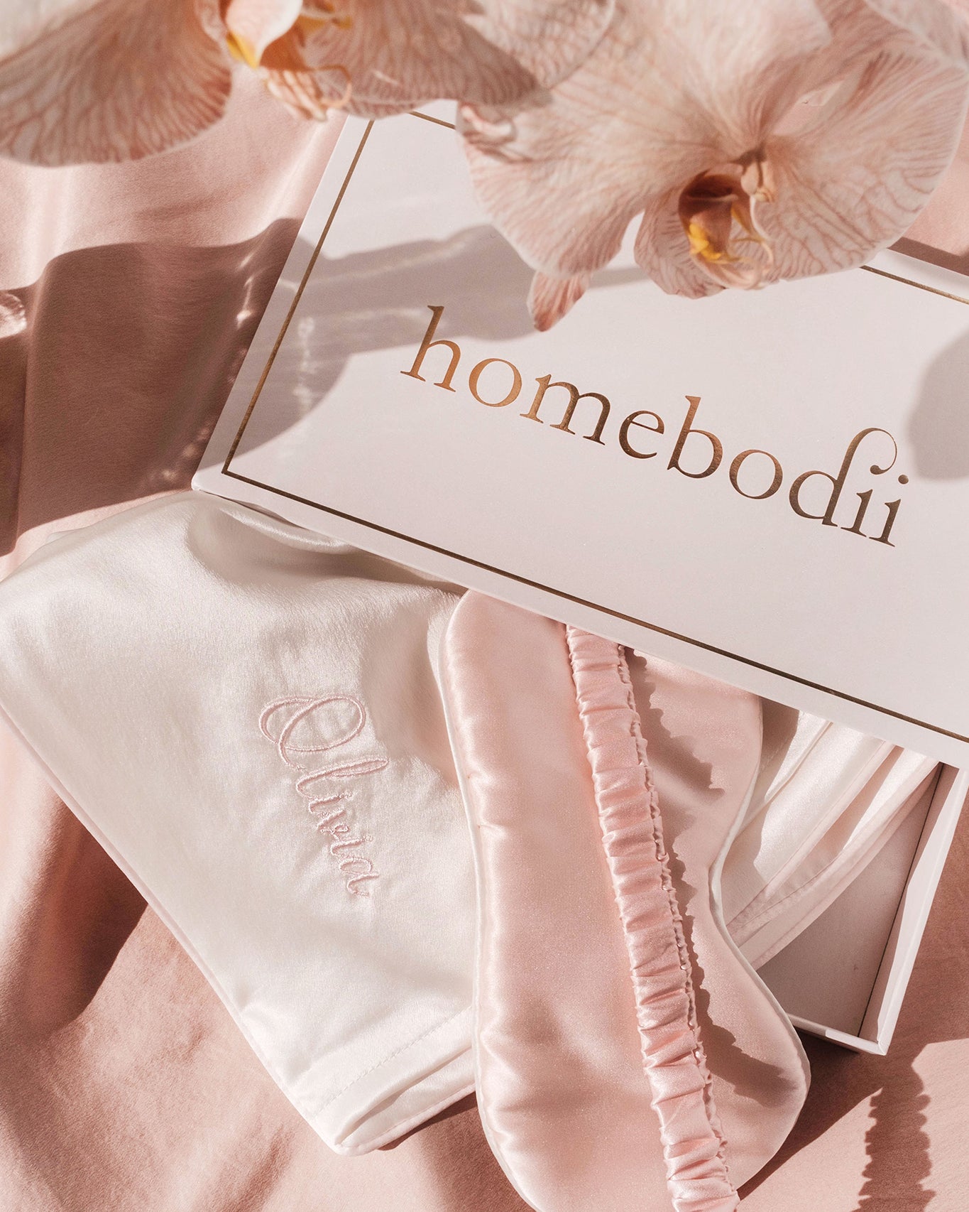 Silk Pillow Case and Silk Eye Mask Gift Set | Homebodii AU.