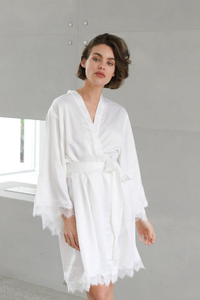 Donatella Robe - White | Homebodii AU.