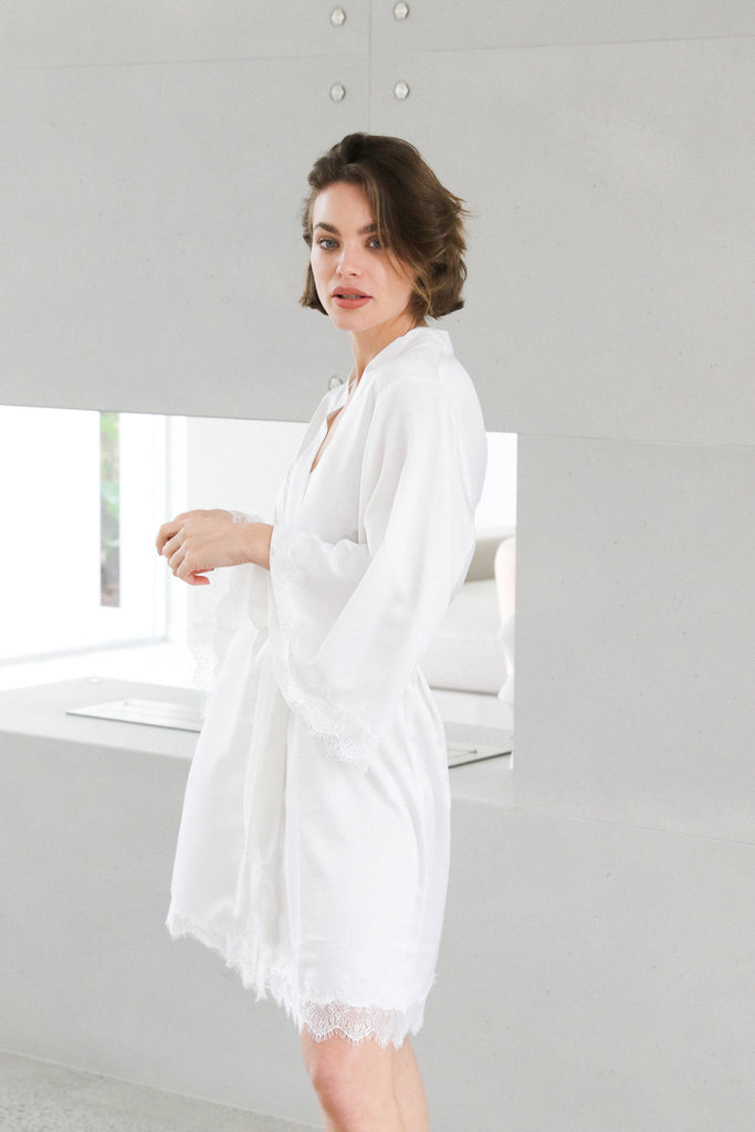 Donatella Robe - White | Homebodii AU.